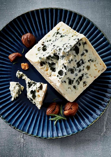 Roquefort, Everything you need to know about Roquefort cheese, Castello